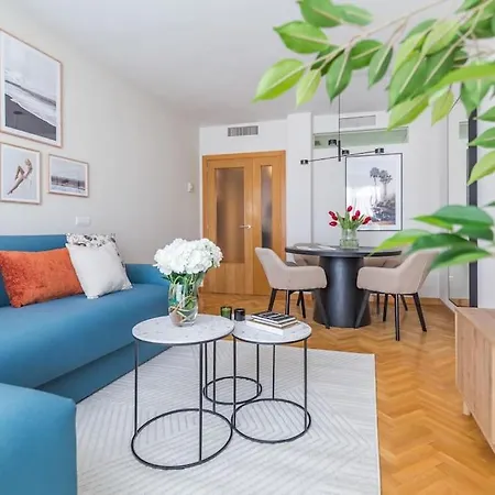 Apartamento Con Parking Y Piscina Madrid Exterior photo