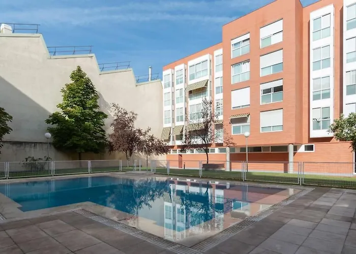 Apartamento Con Parking Y Piscina